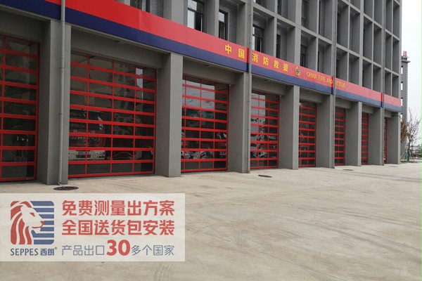 稳定的提升门 稳定的提升门