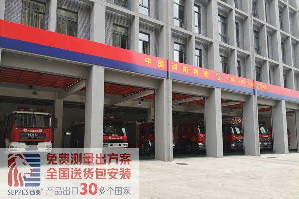 稳定的提升门 稳定的提升门