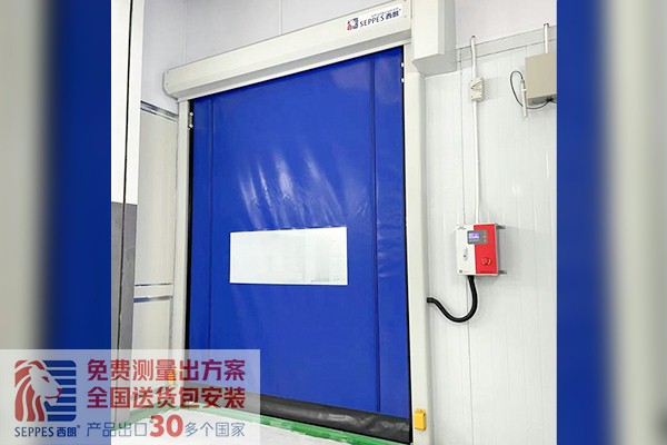 发货到香港的拉链快速卷帘门投入使用 发货到香港的拉链快速卷帘门投入使用