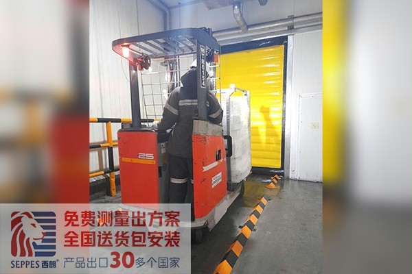 抖音黄色下载APP保温快速卷帘门出口泰国项目 抖音黄色下载APP保温快速卷帘门出口泰国项目